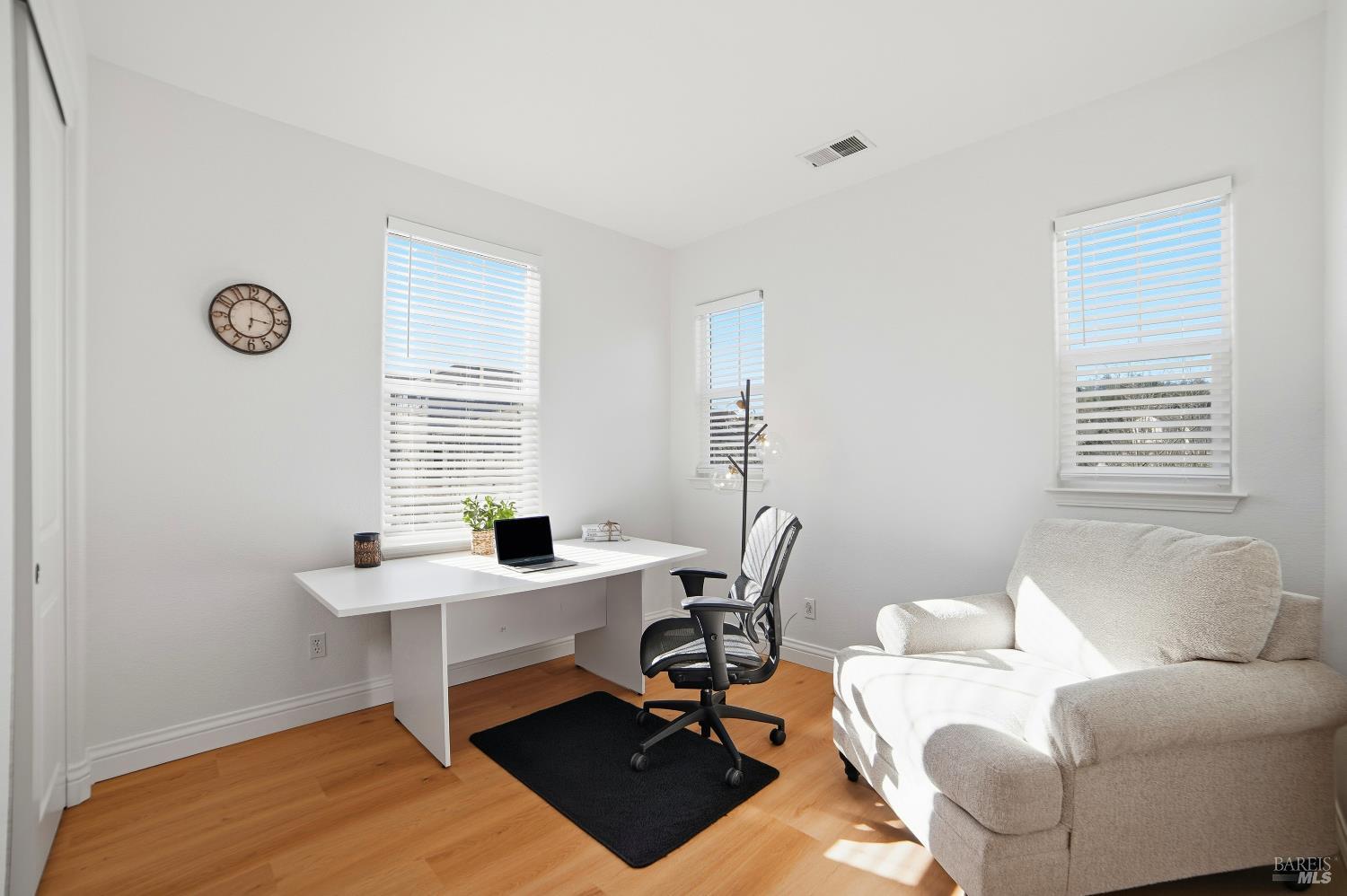 Detail Gallery Image 25 of 43 For 4077 Calloway Dr, Santa Rosa,  CA 95409 - 3 Beds | 2/1 Baths