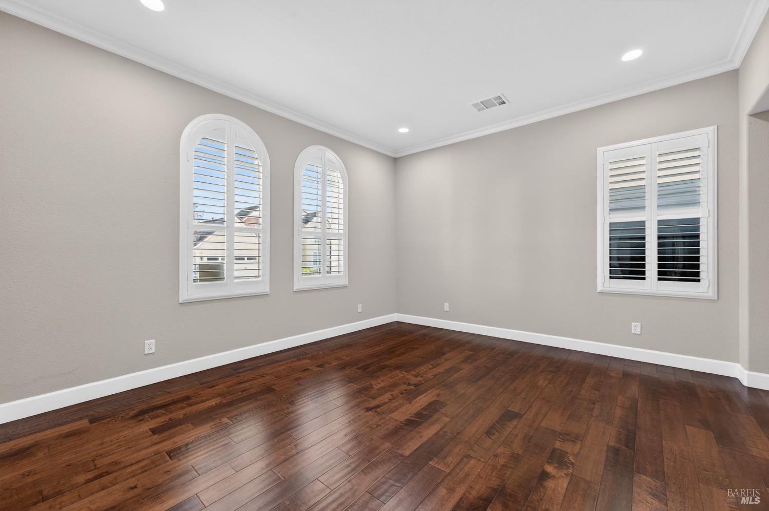 Detail Gallery Image 50 of 81 For 247 Cantada Way, American Canyon,  CA 94503 - 5 Beds | 4/1 Baths