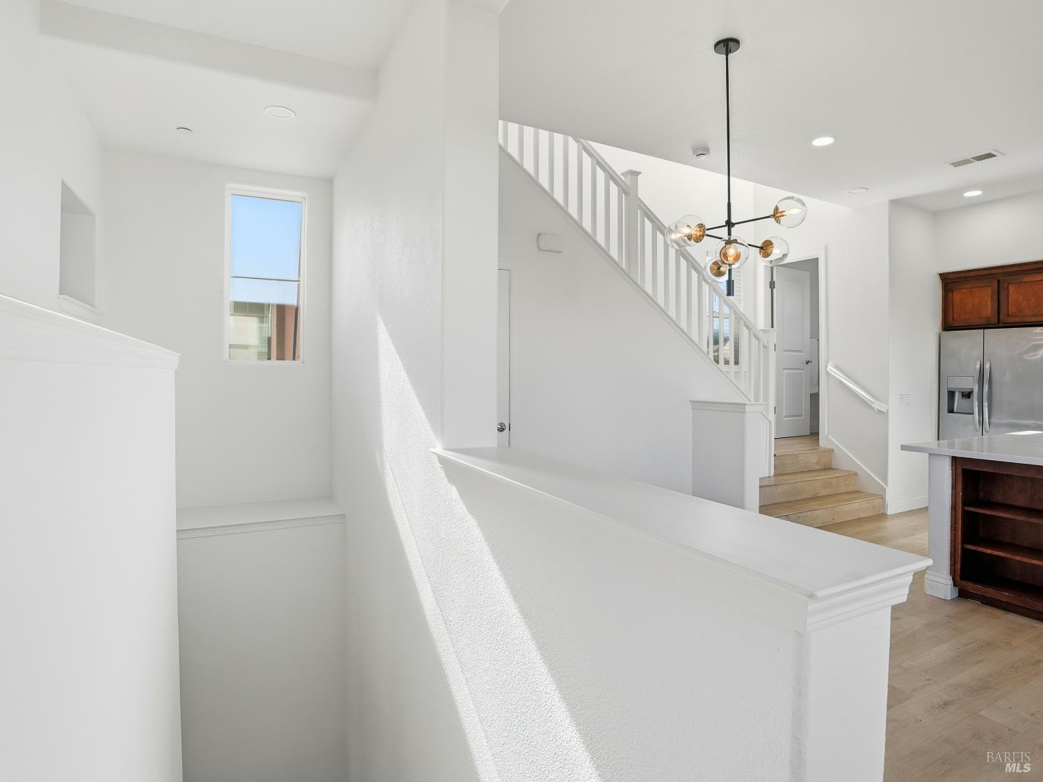 Detail Gallery Image 25 of 60 For 4424 Streamside Dr, Santa Rosa,  CA 95409 - 3 Beds | 3/1 Baths