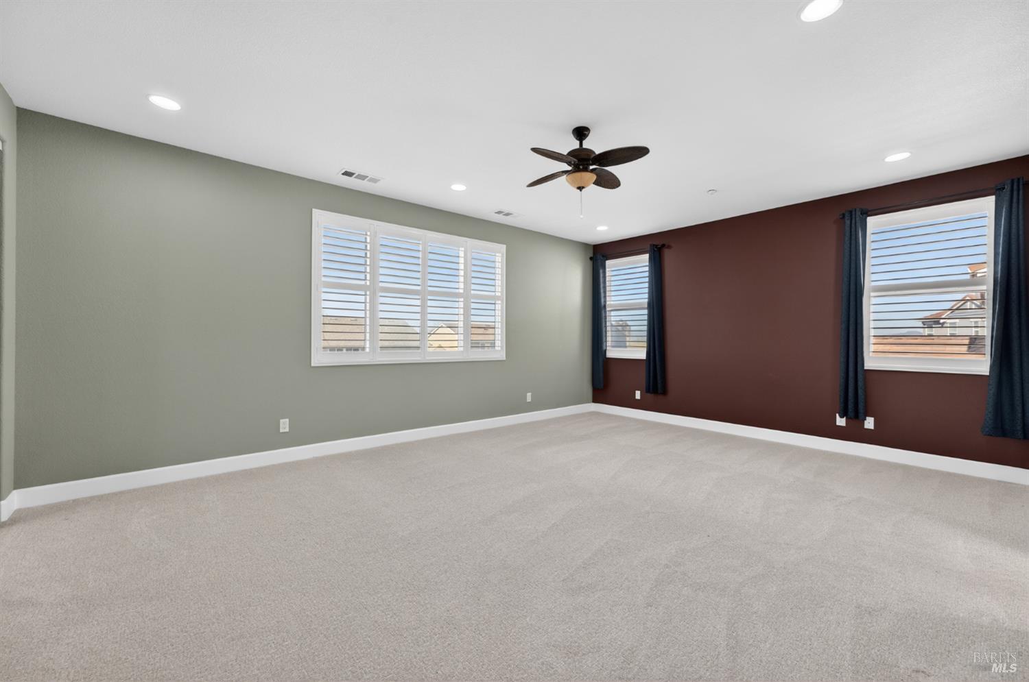 Detail Gallery Image 69 of 81 For 247 Cantada Way, American Canyon,  CA 94503 - 5 Beds | 4/1 Baths