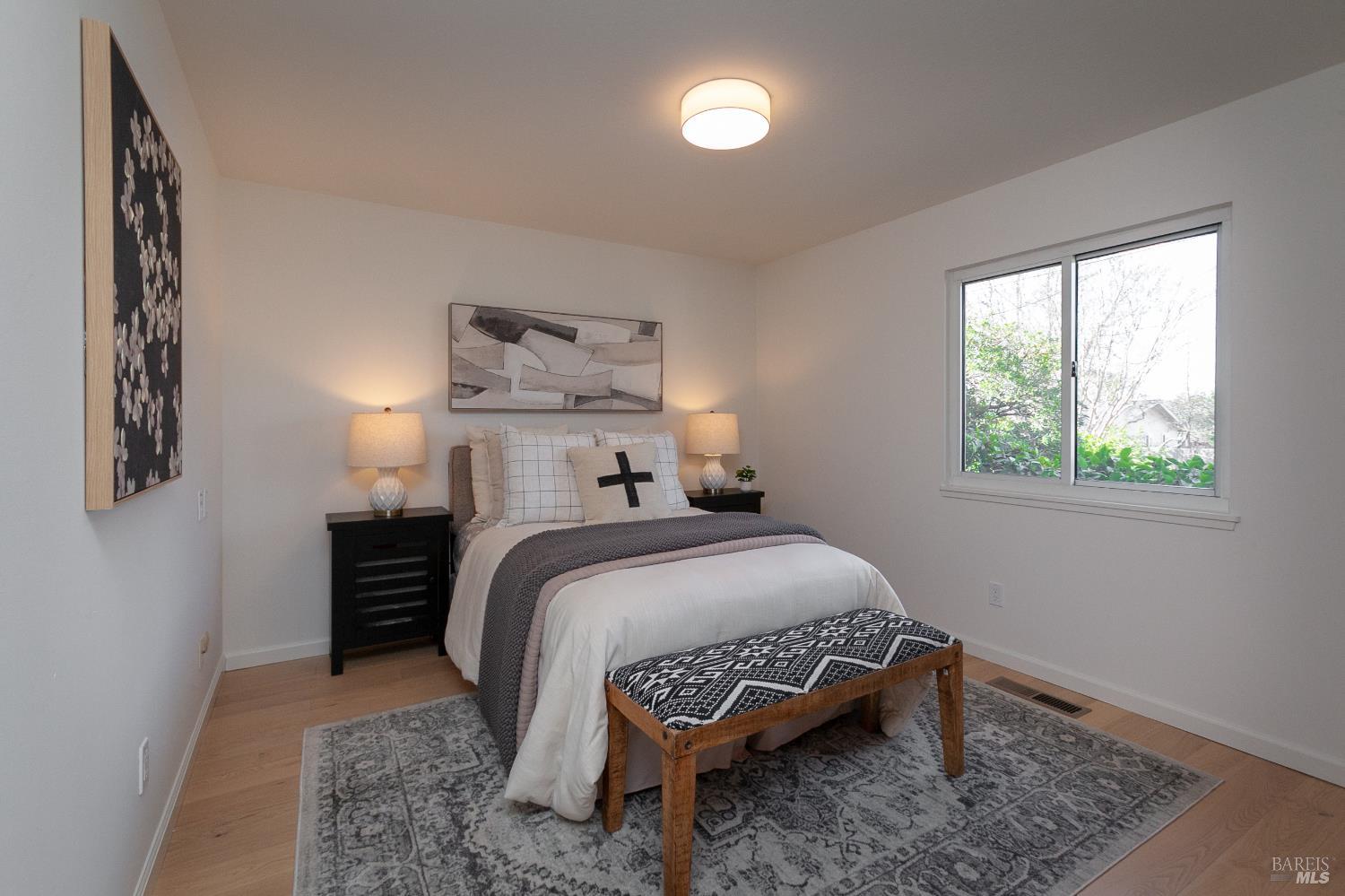 Detail Gallery Image 18 of 27 For 5530 Dupont Dr, Santa Rosa,  CA 95409 - 3 Beds | 2 Baths