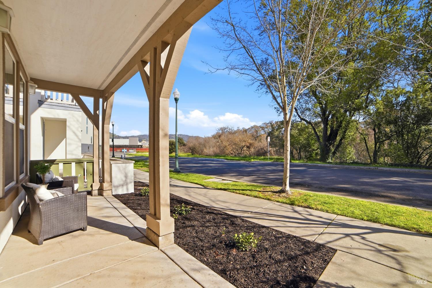 Detail Gallery Image 5 of 43 For 4077 Calloway Dr, Santa Rosa,  CA 95409 - 3 Beds | 2/1 Baths