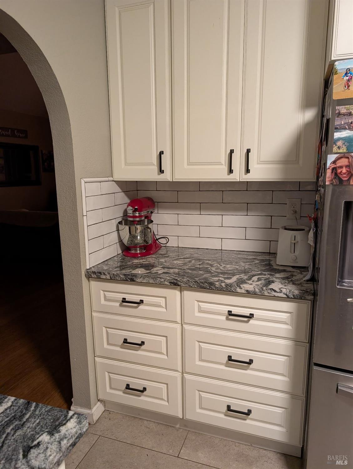 Detail Gallery Image 6 of 12 For 109 Tuxedo Ct, Petaluma,  CA 94954 - 4 Beds | 2/1 Baths