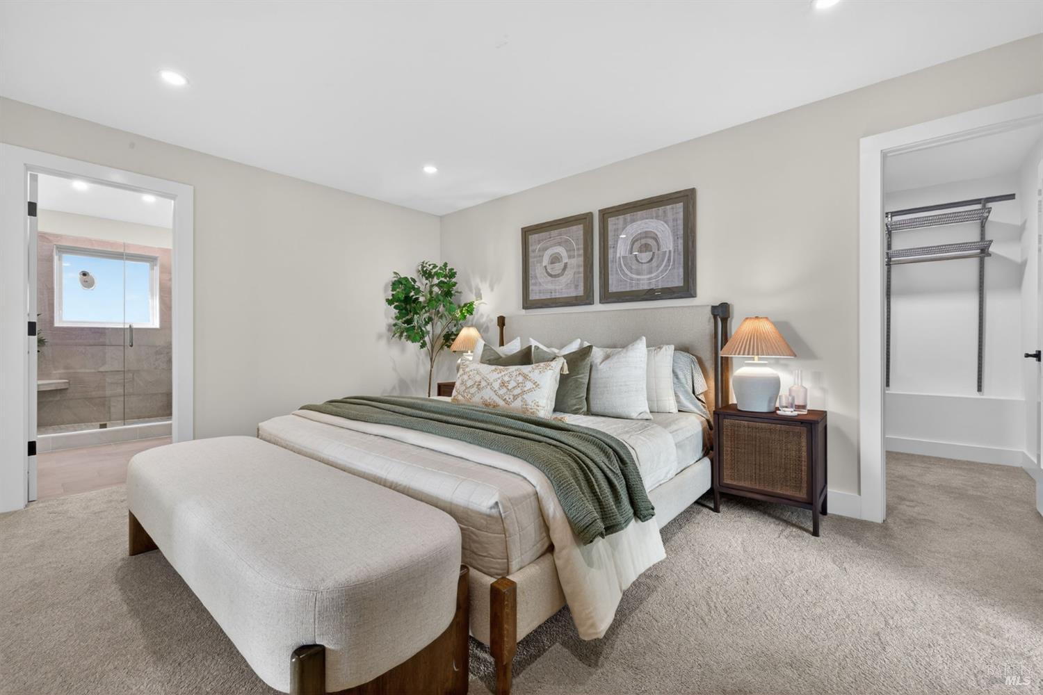 Detail Gallery Image 37 of 76 For 60 Marina Court Dr, San Rafael,  CA 94901 - 4 Beds | 3 Baths