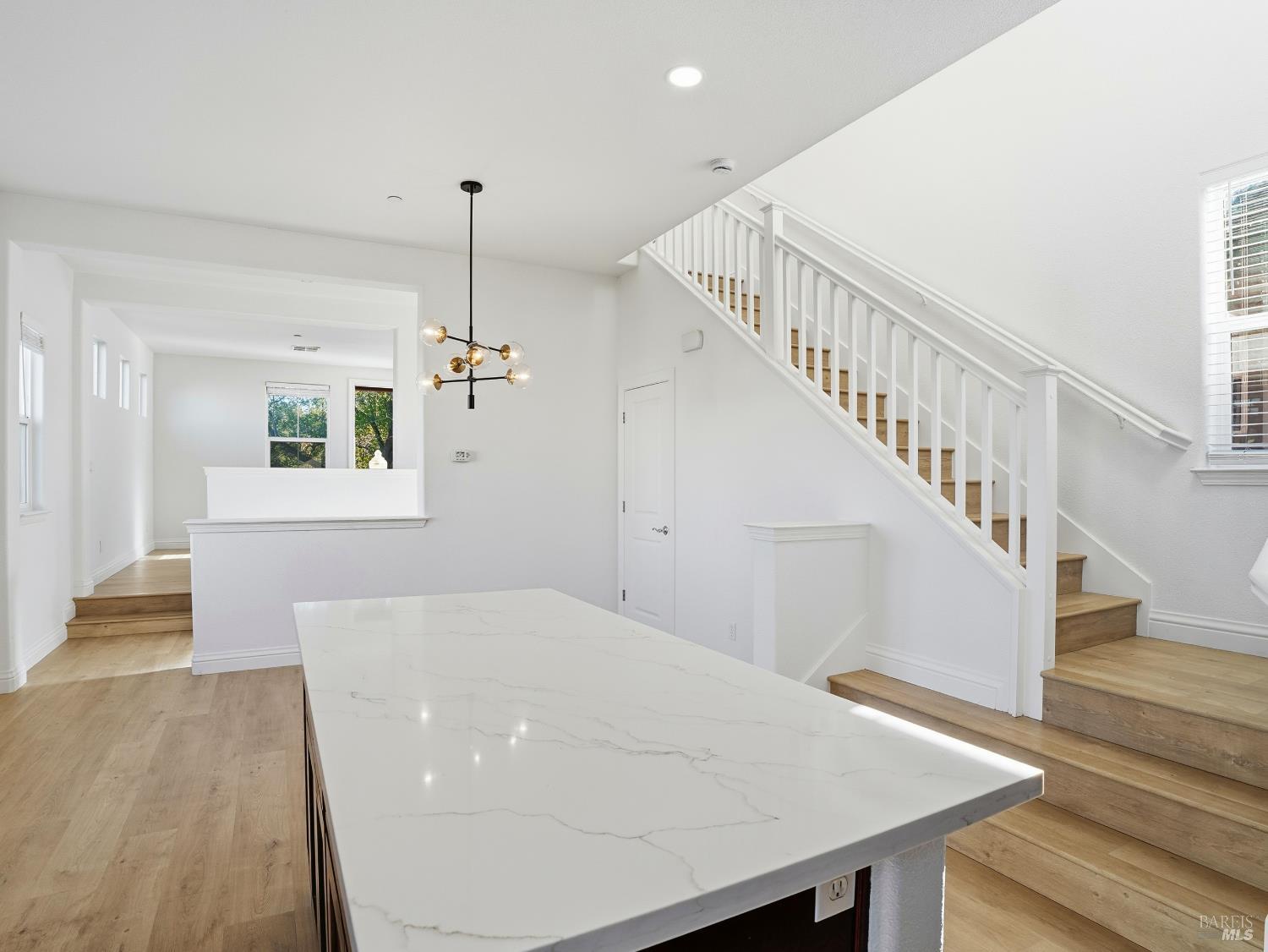 Detail Gallery Image 20 of 60 For 4424 Streamside Dr, Santa Rosa,  CA 95409 - 3 Beds | 3/1 Baths