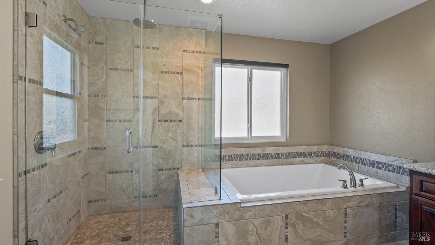 Detail Gallery Image 41 of 53 For 2913 Willow Ct, Fairfield,  CA 94533 - 4 Beds | 3 Baths