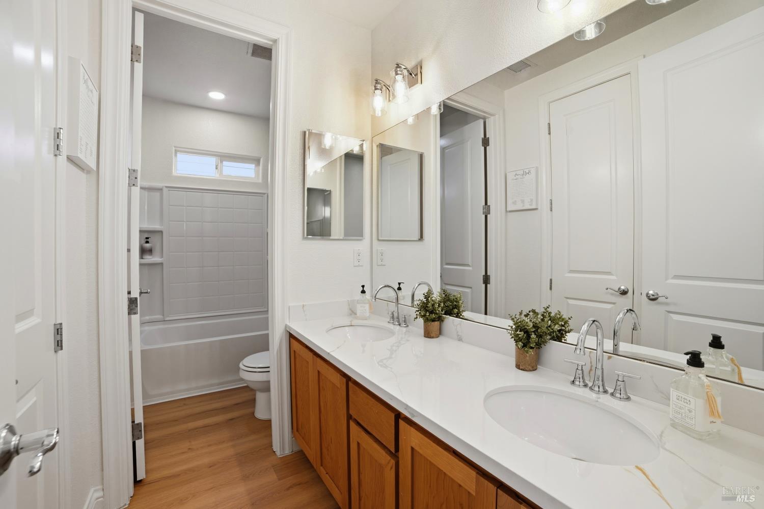 Detail Gallery Image 28 of 43 For 4077 Calloway Dr, Santa Rosa,  CA 95409 - 3 Beds | 2/1 Baths