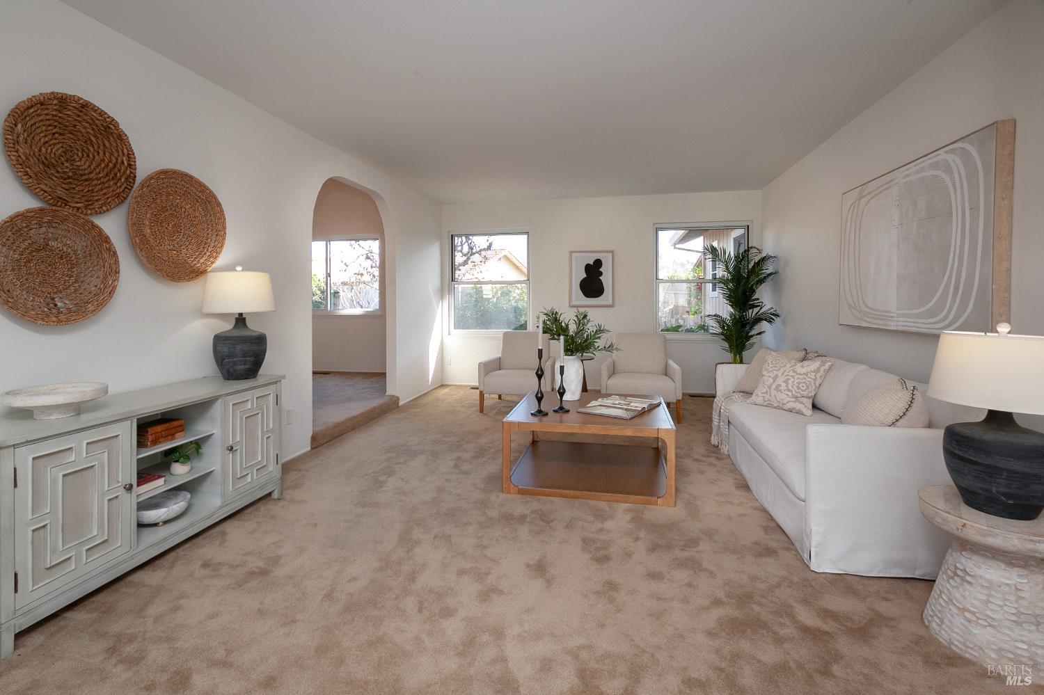 Detail Gallery Image 5 of 27 For 5530 Dupont Dr, Santa Rosa,  CA 95409 - 3 Beds | 2 Baths