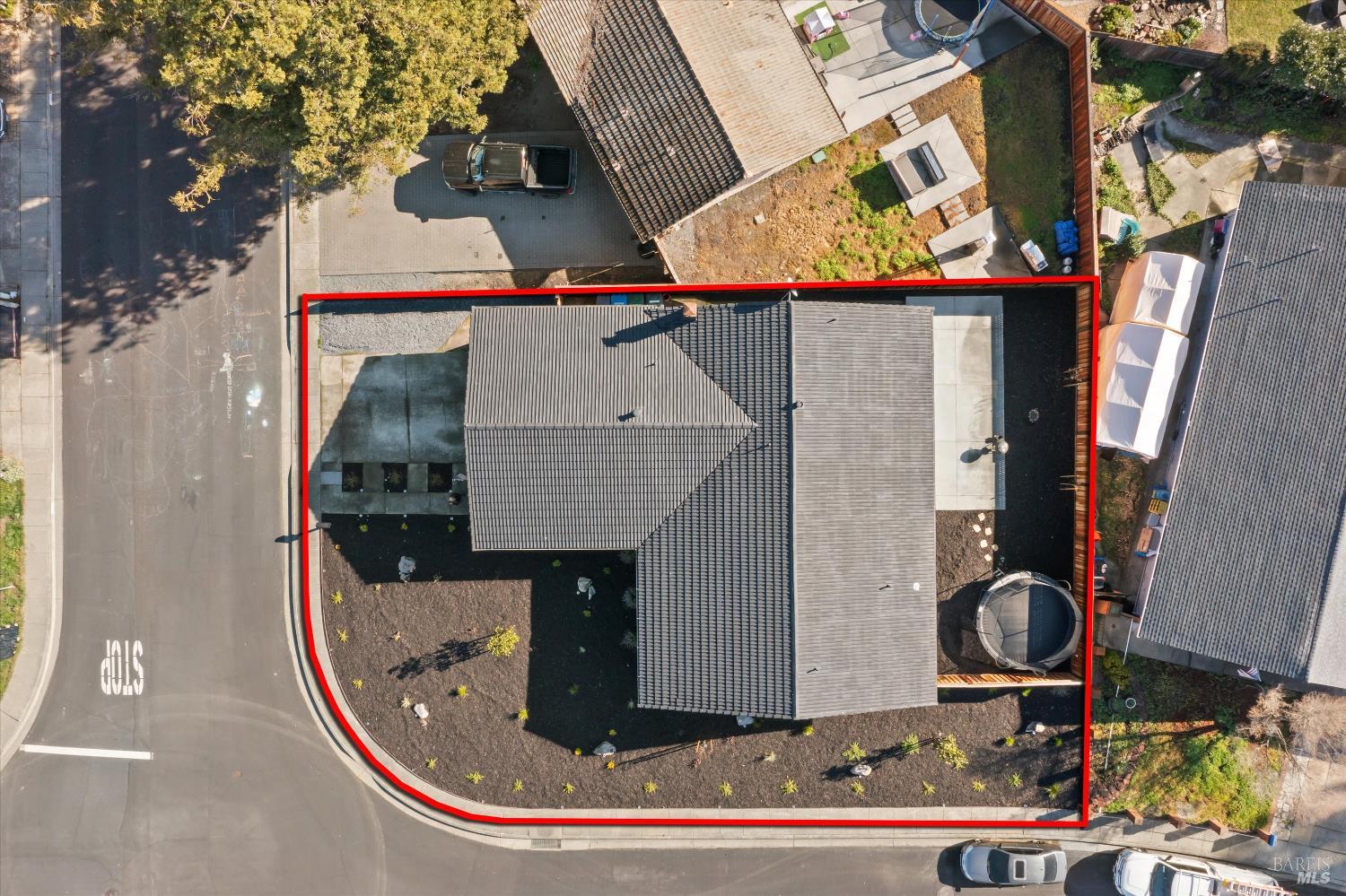 Detail Gallery Image 12 of 40 For 4472 Hollingsworth Cir, Rohnert Park,  CA 94928 - 3 Beds | 2 Baths