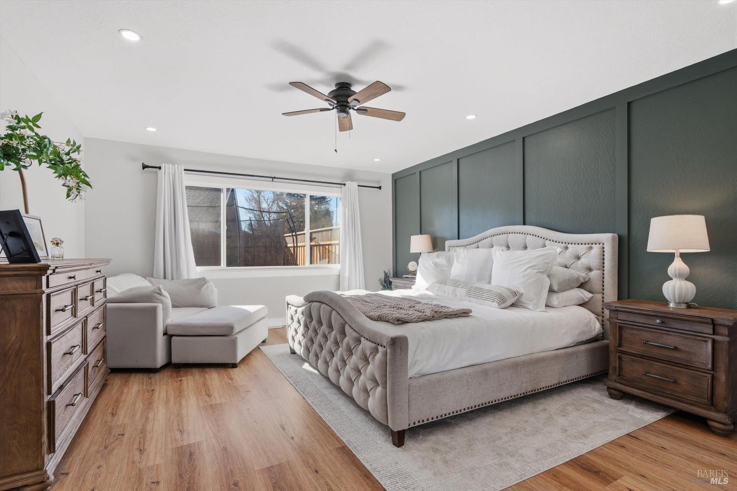 Detail Gallery Image 18 of 40 For 4472 Hollingsworth Cir, Rohnert Park,  CA 94928 - 3 Beds | 2 Baths