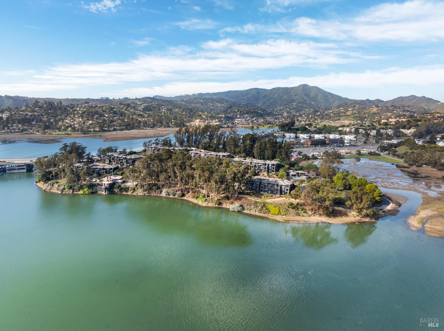 Detail Gallery Image 32 of 32 For 87 De Silva Island Dr, Mill Valley,  CA 94941 - 3 Beds | 2/1 Baths