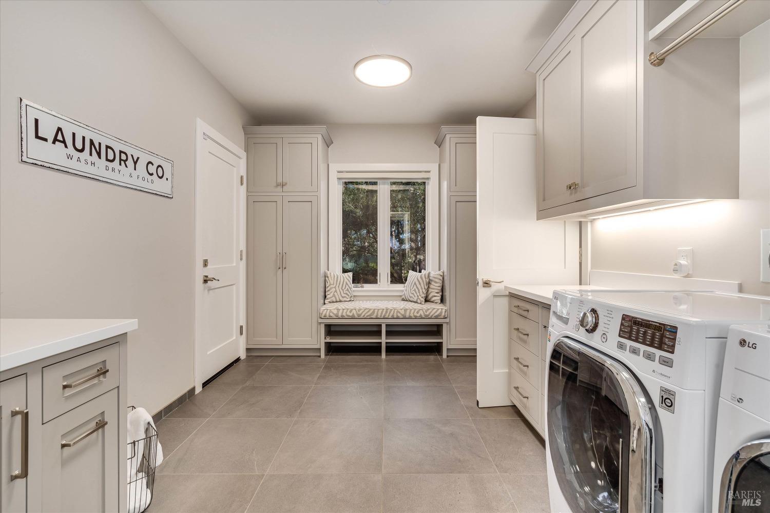 Detail Gallery Image 52 of 74 For 1155 Las Posadas Rd, Angwin,  CA 94508 - 7 Beds | 6 Baths