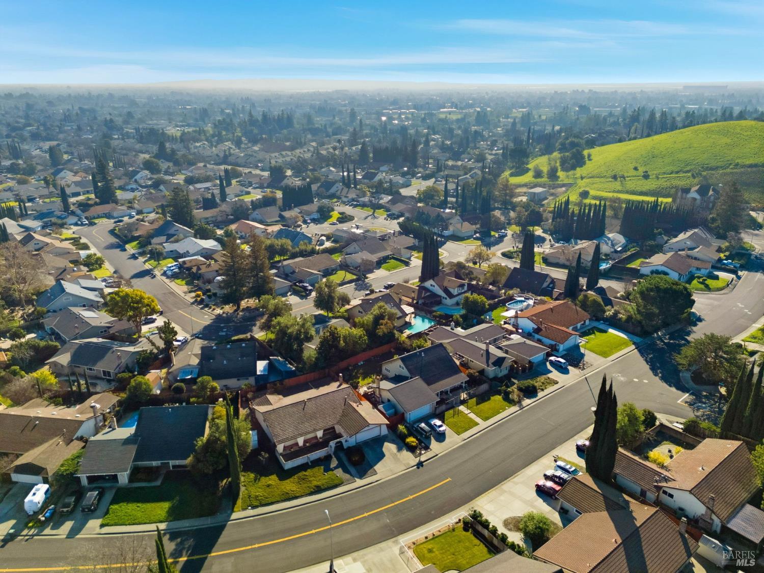Detail Gallery Image 45 of 47 For 2222 Madrone Dr, Fairfield,  CA 94534 - 4 Beds | 3 Baths