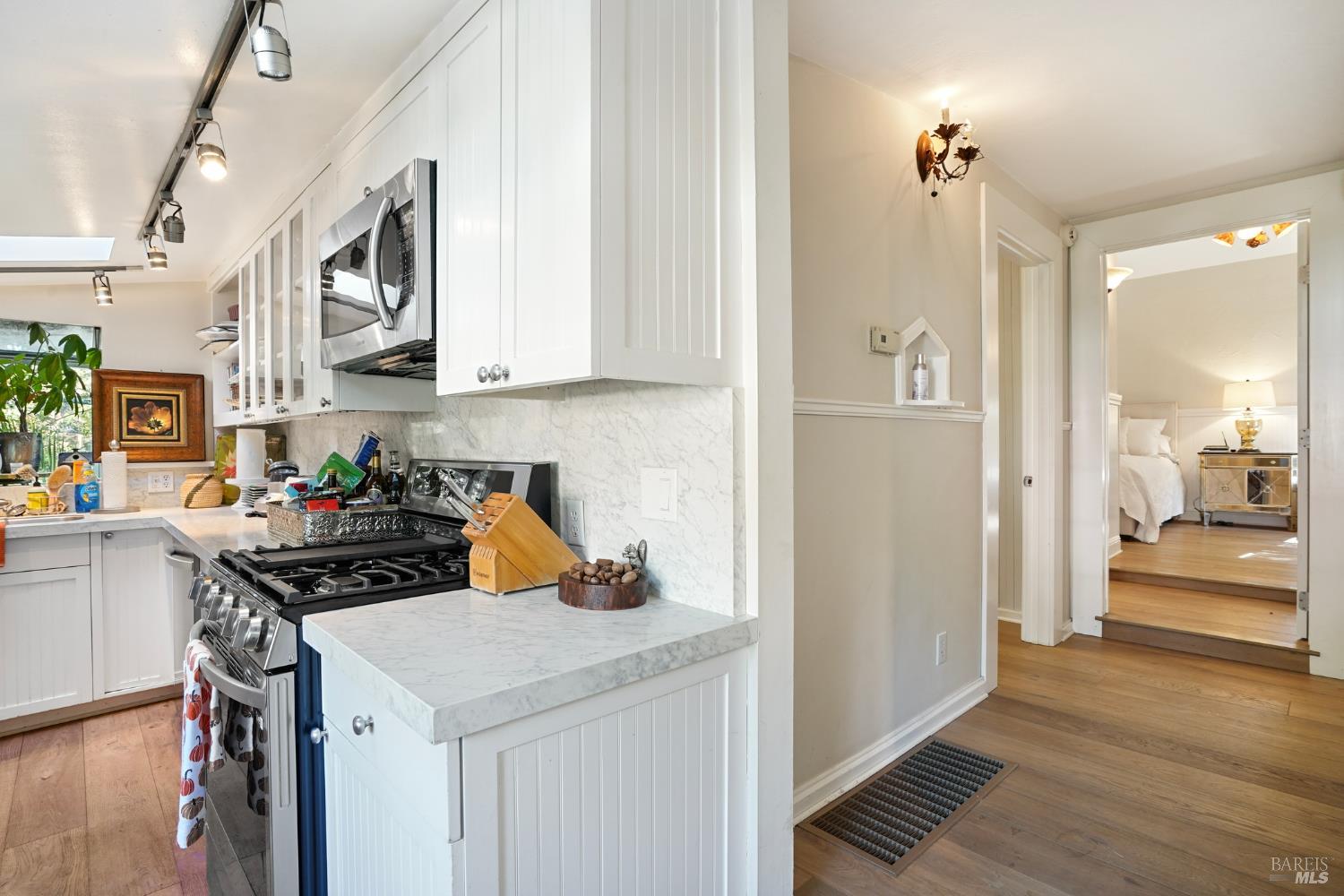 Detail Gallery Image 24 of 47 For 1846 Indian Valley Rd, Novato,  CA 94947 - 3 Beds | 2 Baths