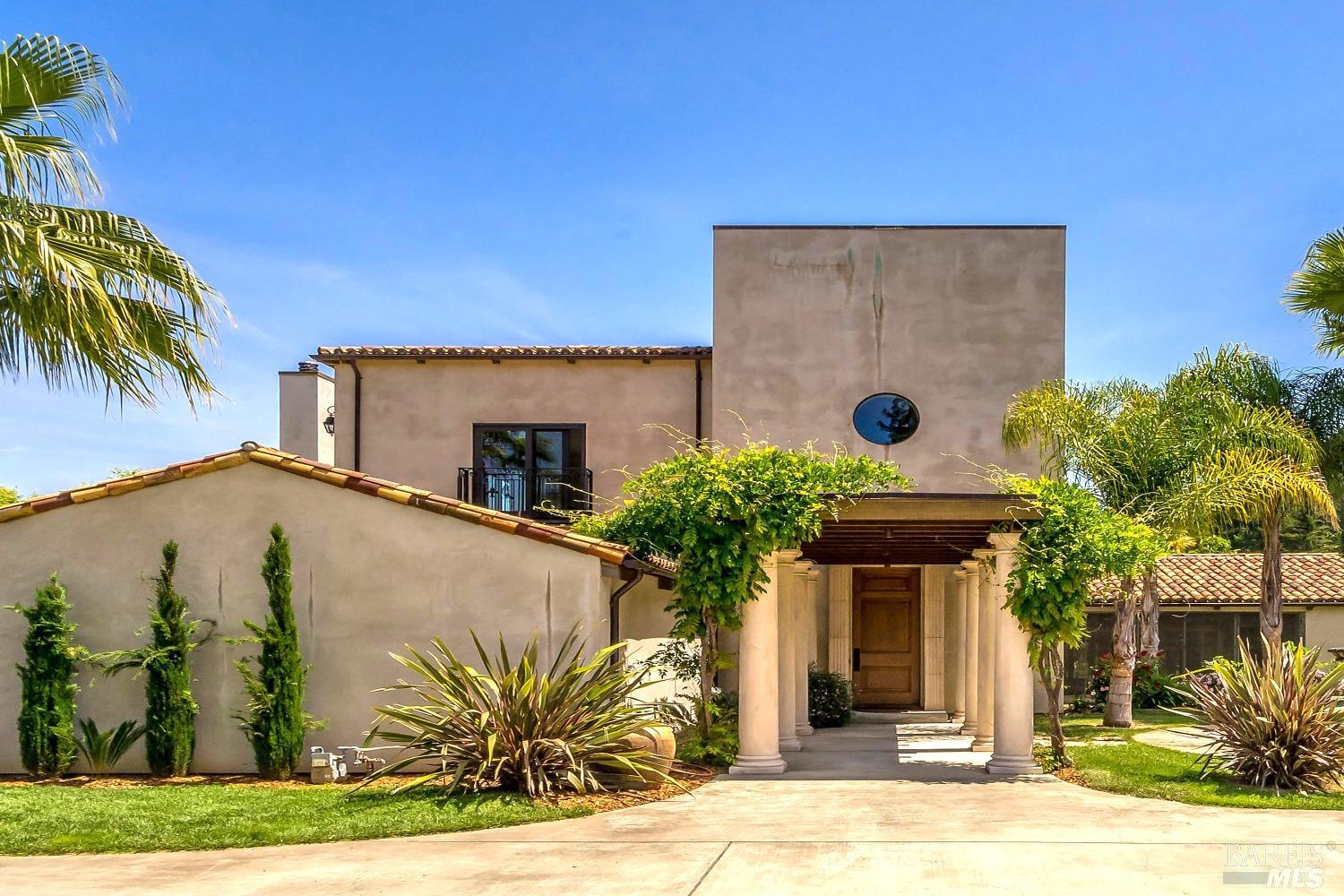 Detail Gallery Image 8 of 50 For 4447 N St. Helena Hwy, Calistoga,  CA 94515 - 3 Beds | 3/1 Baths