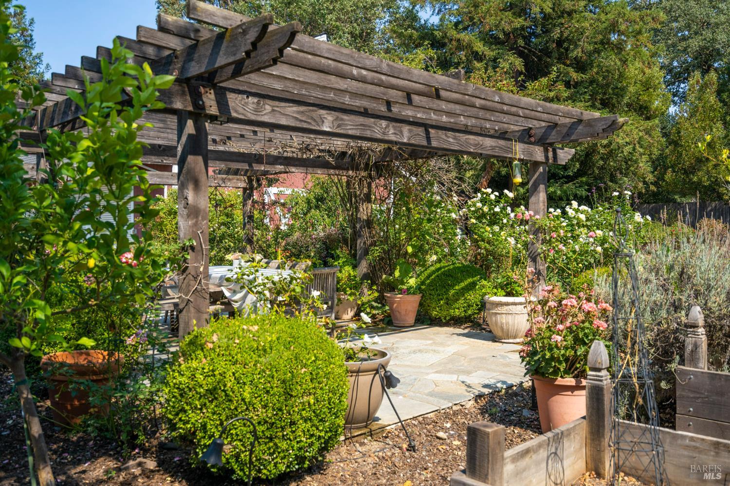 Detail Gallery Image 30 of 47 For 1846 Indian Valley Rd, Novato,  CA 94947 - 3 Beds | 2 Baths