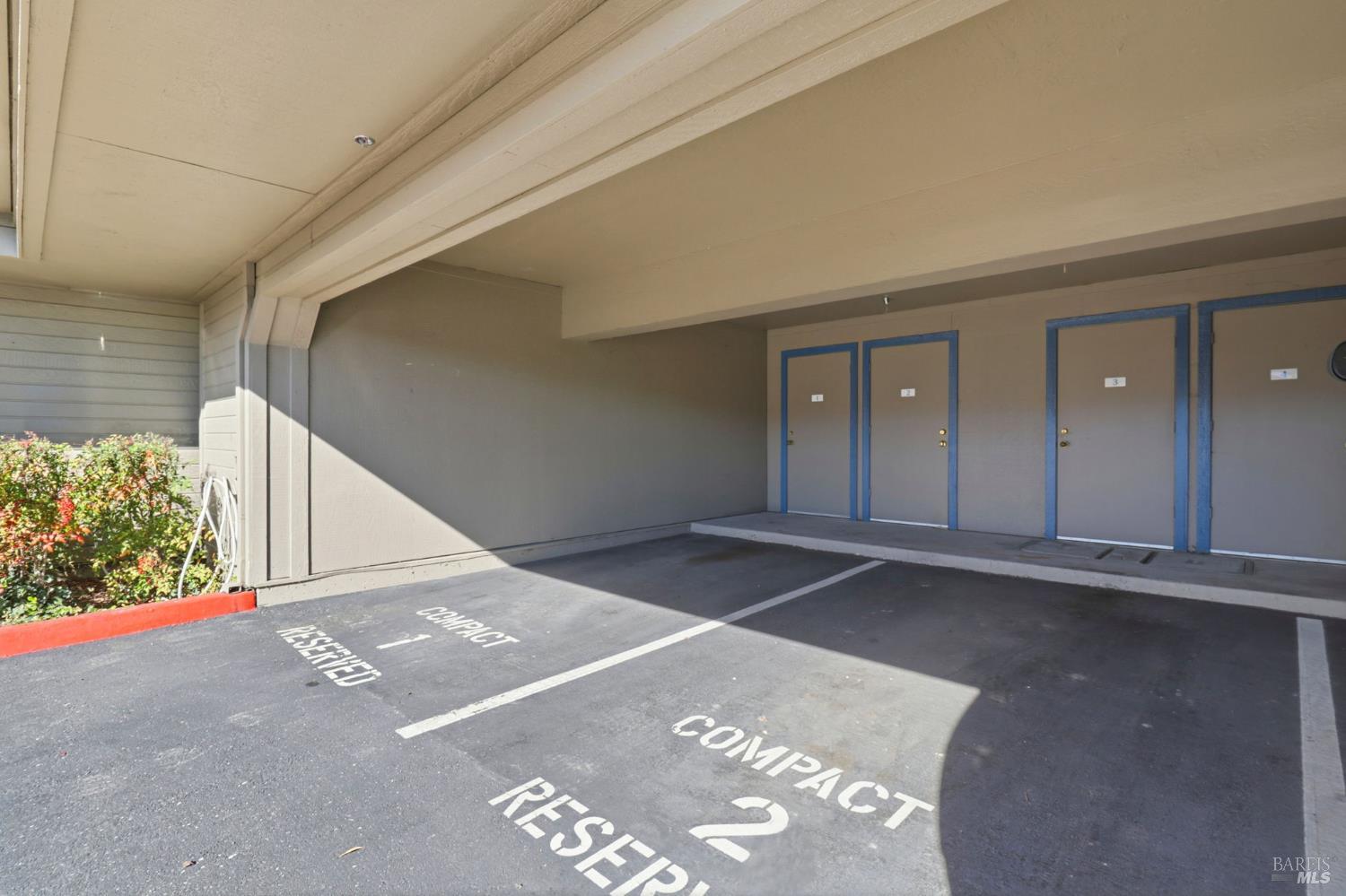 Detail Gallery Image 23 of 29 For 240 Seagull Row, Novato,  CA 94945 - 1 Beds | 1 Baths