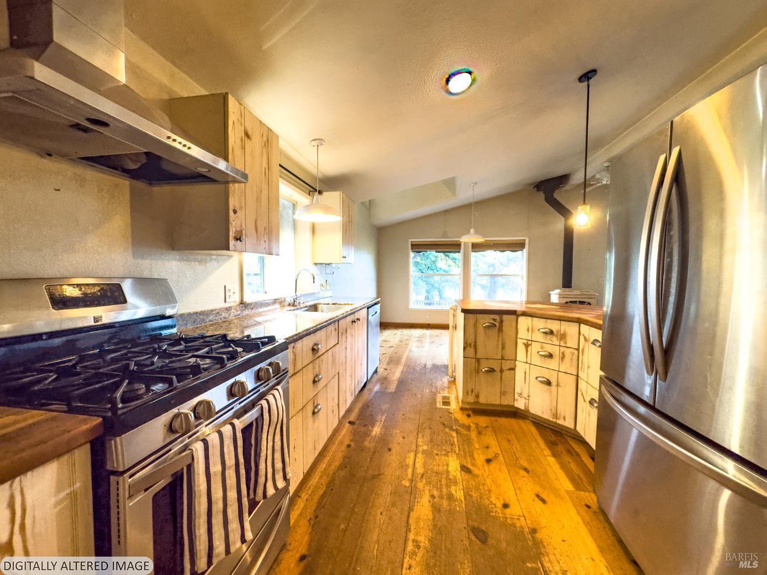 Detail Gallery Image 12 of 26 For 14475 Poonkinney Rd, Dos Rios,  CA 95429 - 2 Beds | 2 Baths