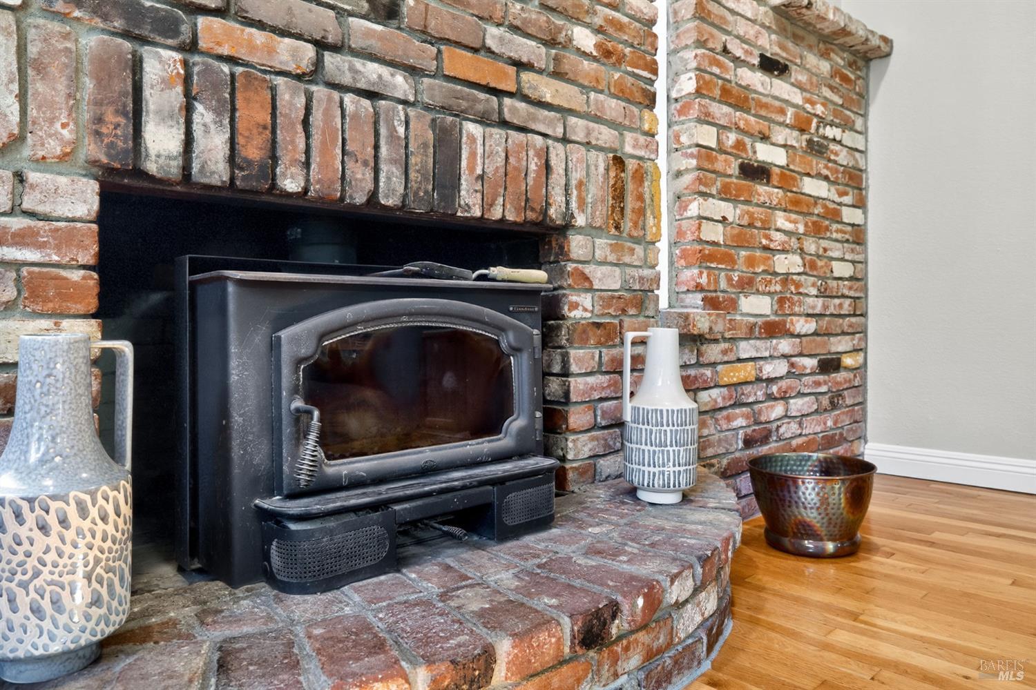 Detail Gallery Image 32 of 53 For 635 Goodwin Ave, Penngrove,  CA 94951 - 3 Beds | 2 Baths