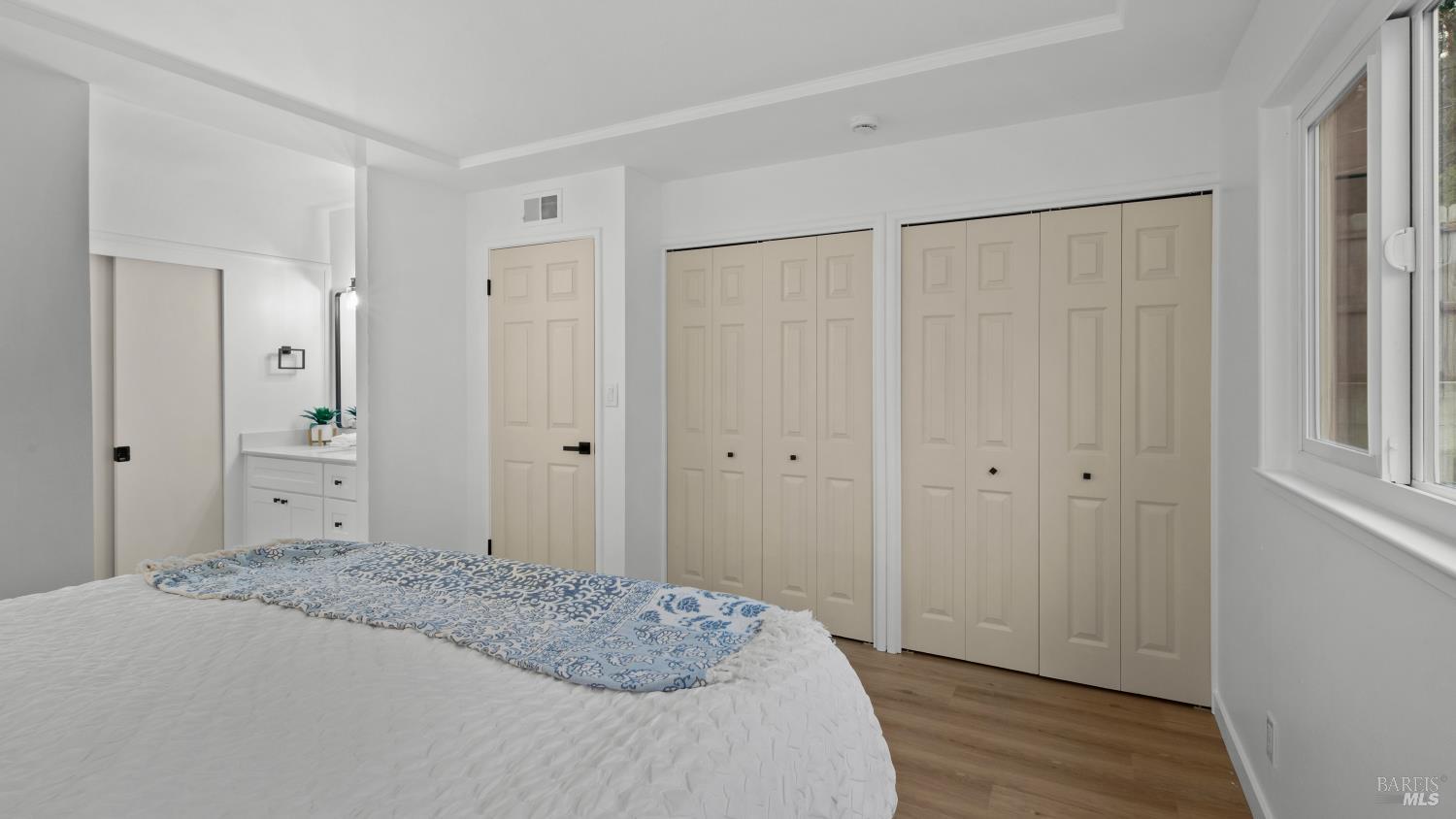 Detail Gallery Image 27 of 50 For 459 Meadowview Dr, Vacaville,  CA 95688 - 5 Beds | 3 Baths