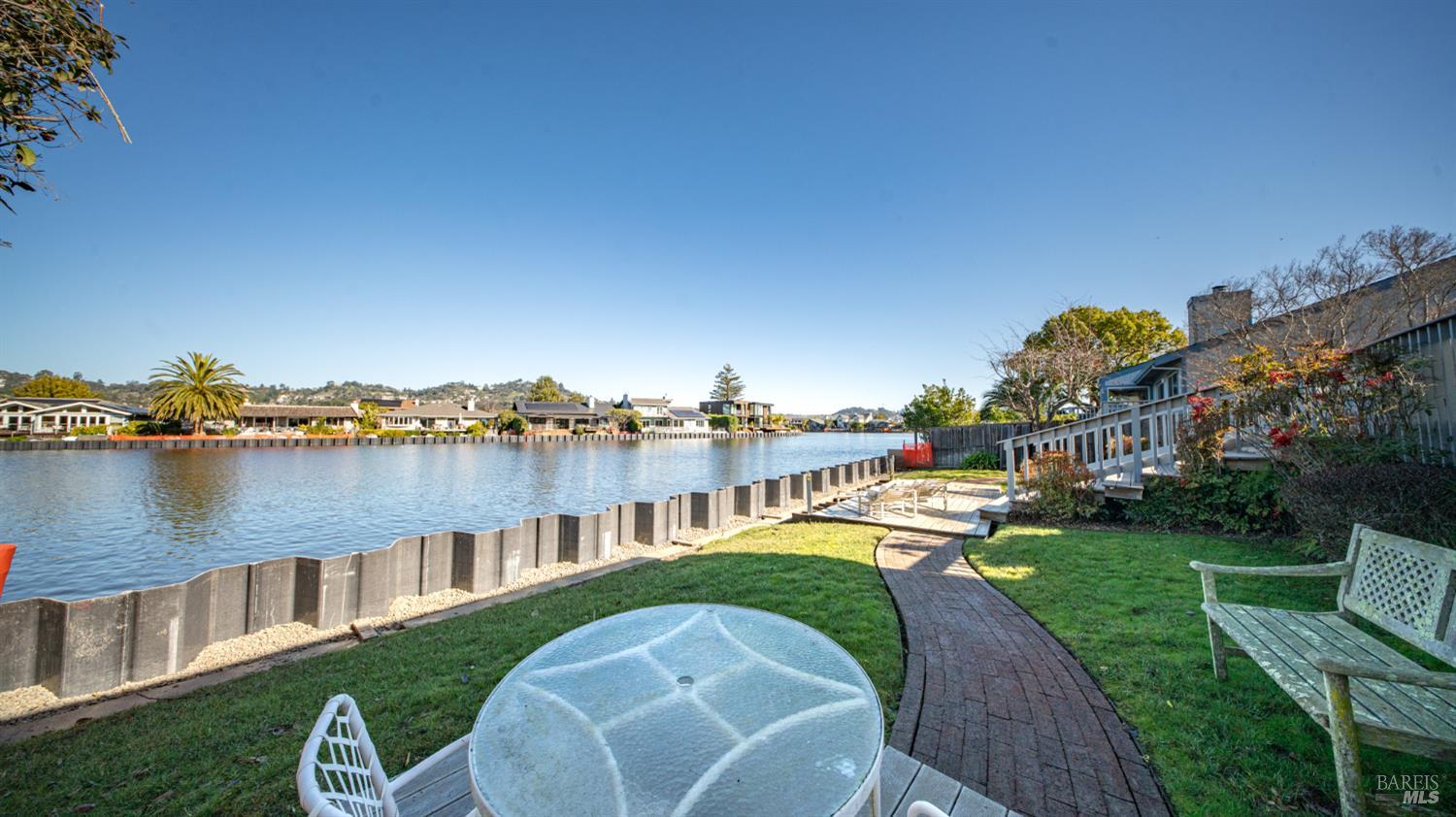 Detail Gallery Image 35 of 58 For 49 via La Brisa Unkn, Larkspur,  CA 94939 - 3 Beds | 2 Baths