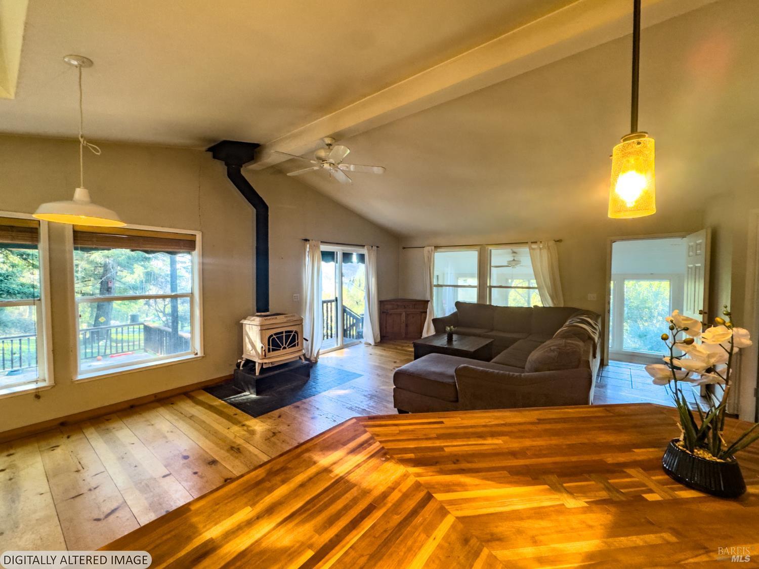 Detail Gallery Image 4 of 26 For 14475 Poonkinney Rd, Dos Rios,  CA 95429 - 2 Beds | 2 Baths