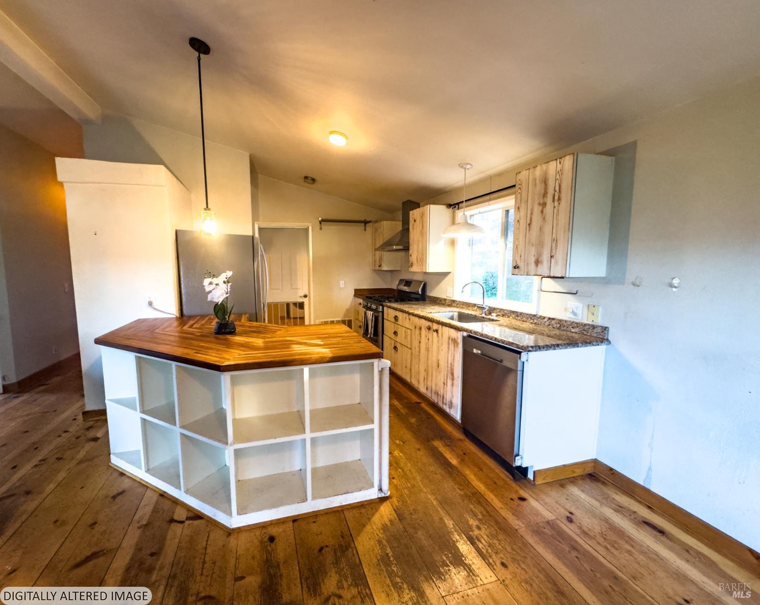 Detail Gallery Image 10 of 26 For 14475 Poonkinney Rd, Dos Rios,  CA 95429 - 2 Beds | 2 Baths