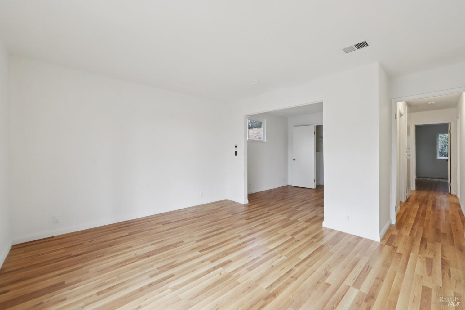 Detail Gallery Image 27 of 43 For 240 Parkview Ter, Vallejo,  CA 94589 - 3 Beds | 2/1 Baths