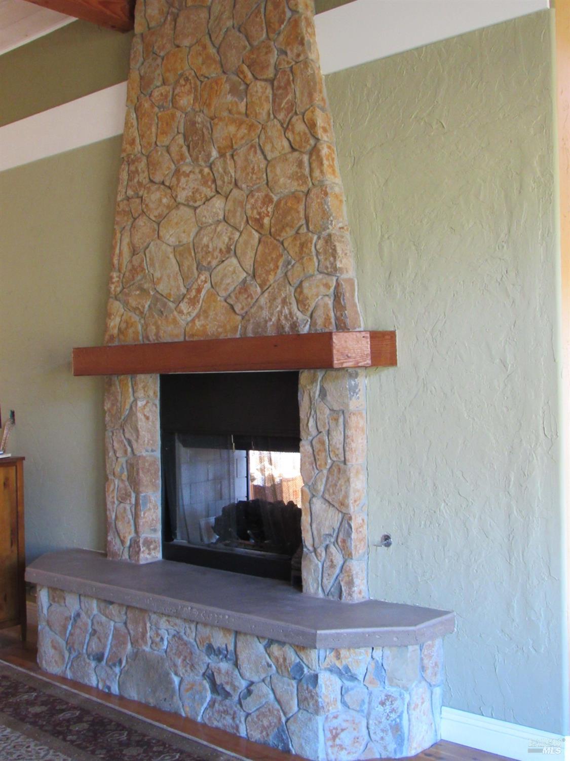 Detail Gallery Image 8 of 70 For 1900 Stagecoach Canyon Rd, Pope Valley,  CA 94567 - 4 Beds | 2/2 Baths