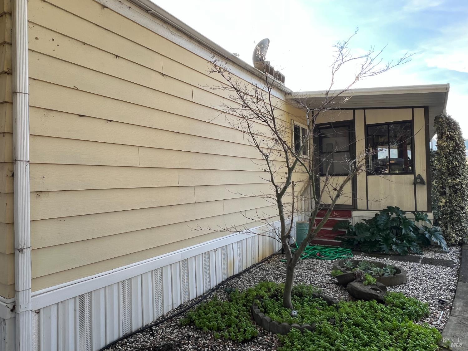 Detail Gallery Image 28 of 55 For 161 Bear Flag Rd, Sonoma,  CA 95476 - 2 Beds | 2 Baths