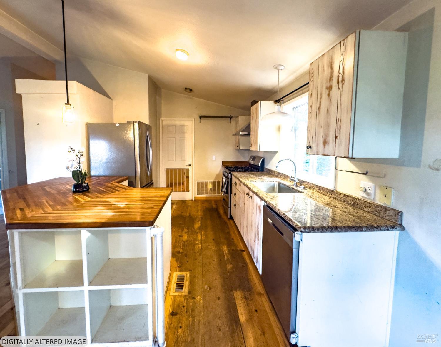 Detail Gallery Image 11 of 26 For 14475 Poonkinney Rd, Dos Rios,  CA 95429 - 2 Beds | 2 Baths