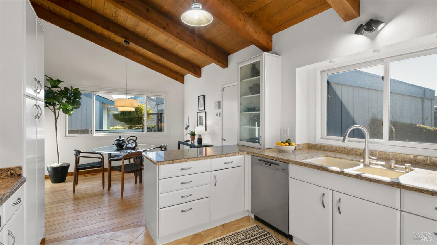 Detail Gallery Image 14 of 58 For 49 via La Brisa Unkn, Larkspur,  CA 94939 - 3 Beds | 2 Baths