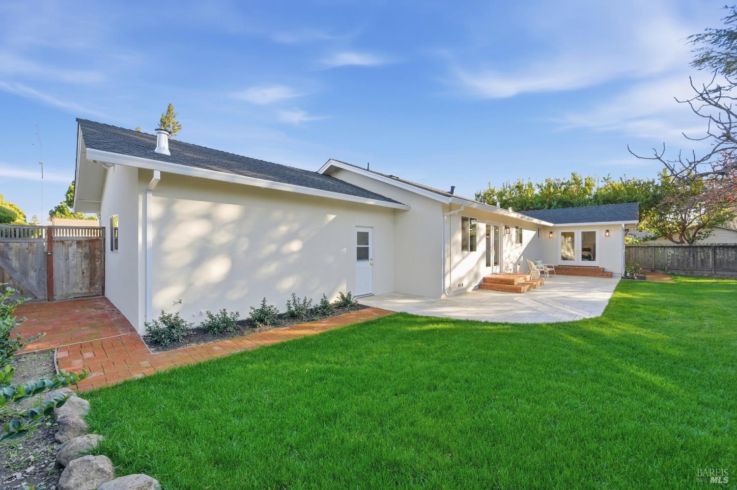 Detail Gallery Image 43 of 54 For 883 Cordilleras Dr, Sonoma,  CA 95476 - 3 Beds | 2 Baths