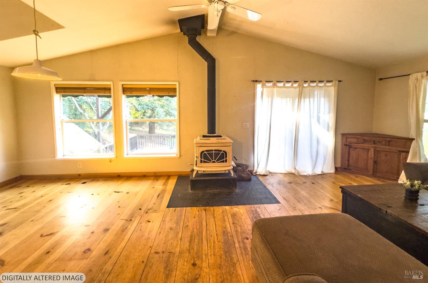 Detail Gallery Image 6 of 26 For 14475 Poonkinney Rd, Dos Rios,  CA 95429 - 2 Beds | 2 Baths