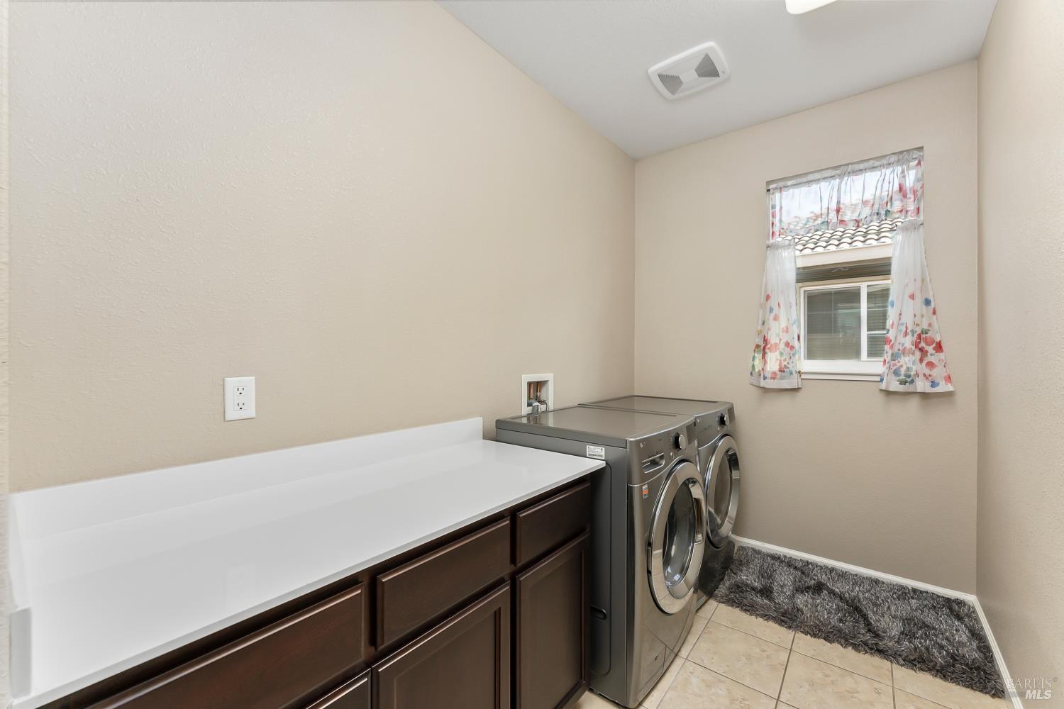 Detail Gallery Image 20 of 42 For 625 Guild Rd, Vacaville,  CA 95688 - 4 Beds | 3 Baths