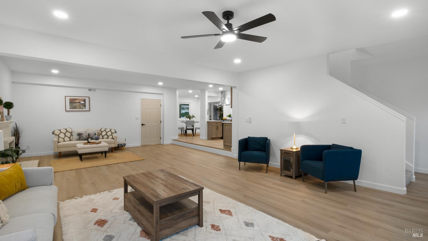 Detail Gallery Image 23 of 50 For 459 Meadowview Dr, Vacaville,  CA 95688 - 5 Beds | 3 Baths