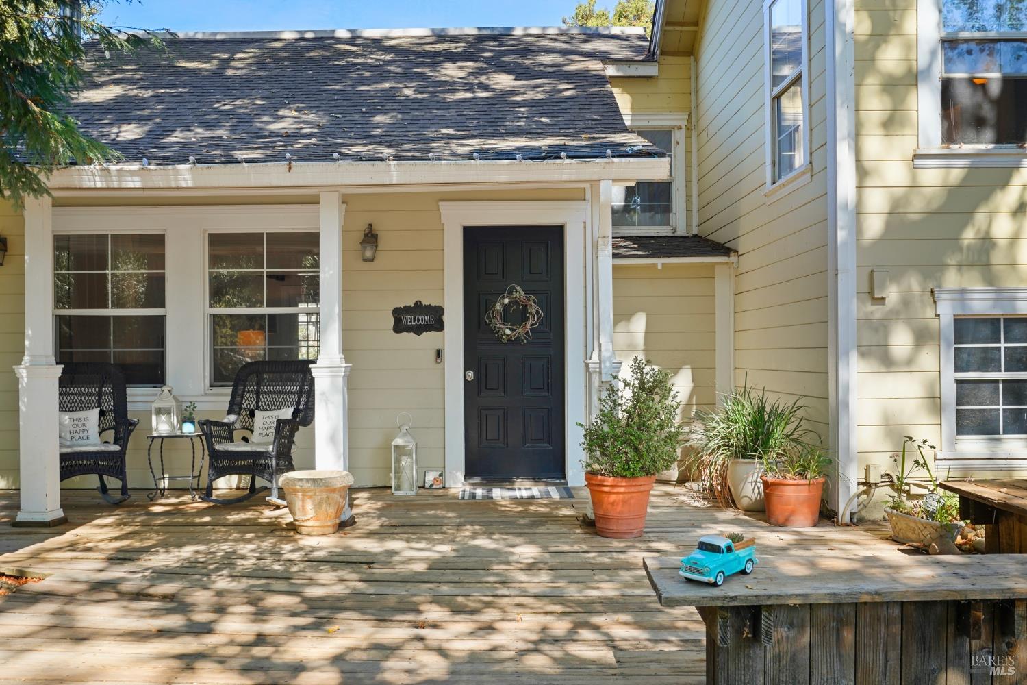 Detail Gallery Image 11 of 47 For 1846 Indian Valley Rd, Novato,  CA 94947 - 3 Beds | 2 Baths