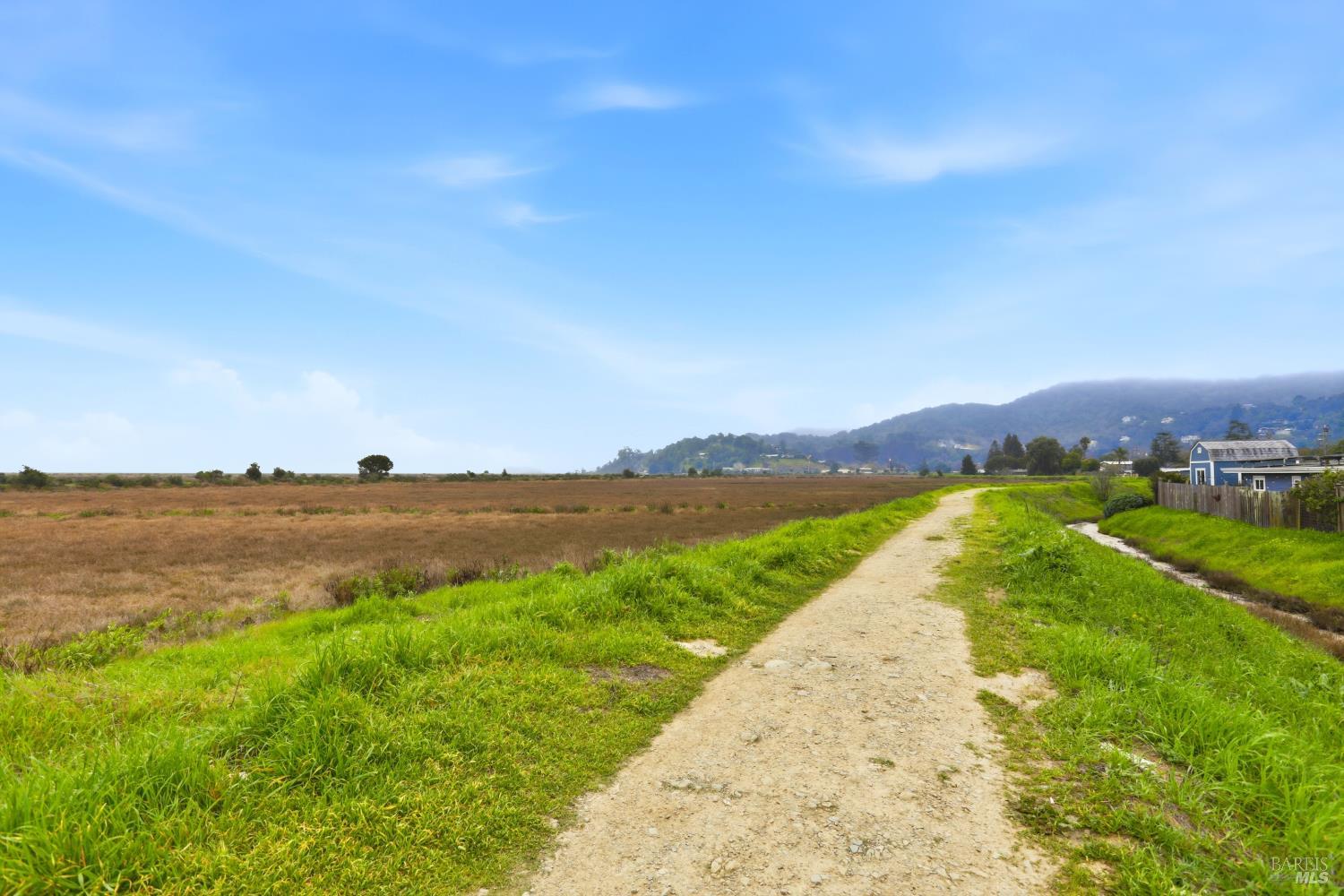 Detail Gallery Image 43 of 45 For 868 Rincon Way, San Rafael,  CA 94903 - 3 Beds | 2 Baths