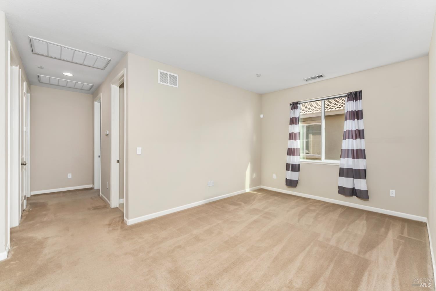 Detail Gallery Image 19 of 42 For 625 Guild Rd, Vacaville,  CA 95688 - 4 Beds | 3 Baths