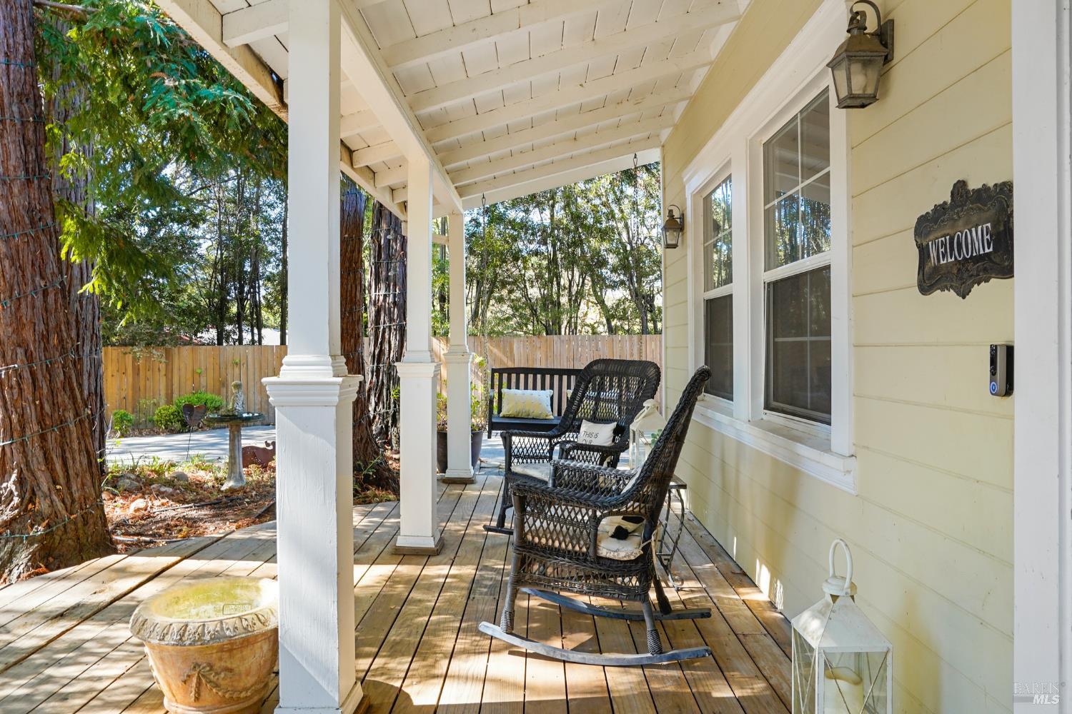 Detail Gallery Image 13 of 47 For 1846 Indian Valley Rd, Novato,  CA 94947 - 3 Beds | 2 Baths