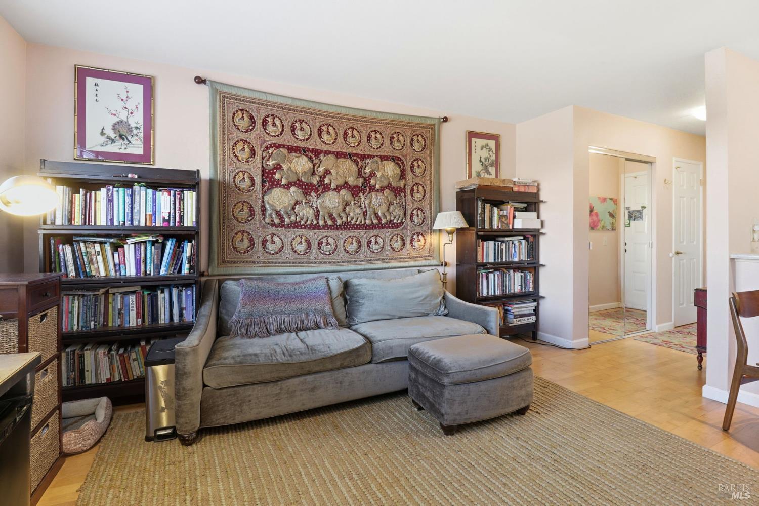 Detail Gallery Image 5 of 29 For 240 Seagull Row, Novato,  CA 94945 - 1 Beds | 1 Baths