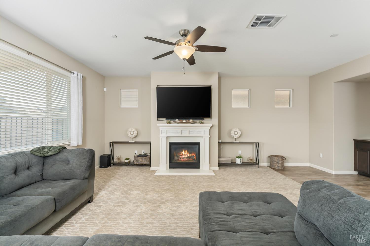 Detail Gallery Image 3 of 42 For 625 Guild Rd, Vacaville,  CA 95688 - 4 Beds | 3 Baths