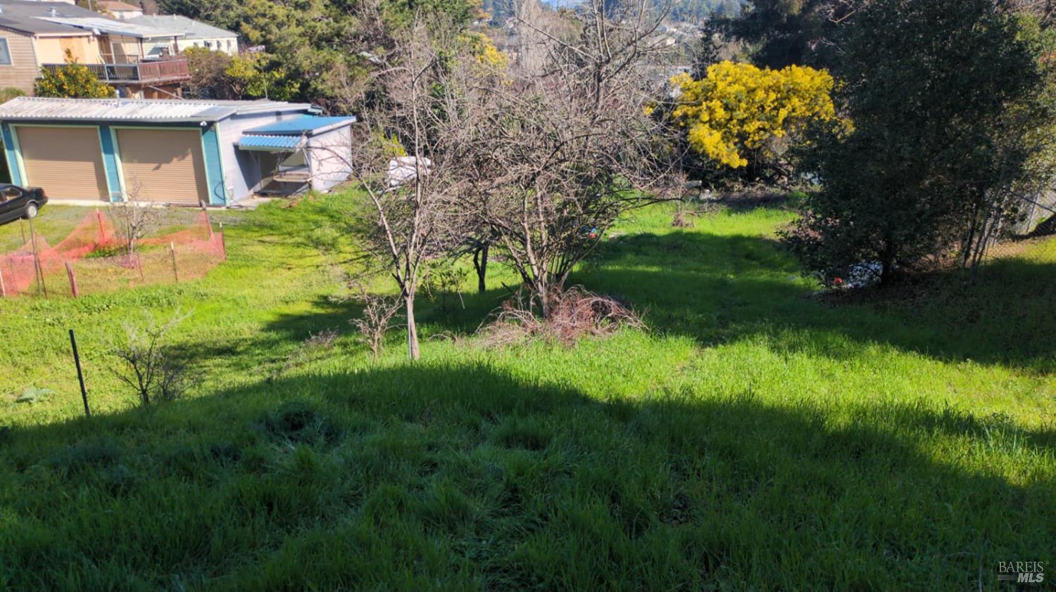 Detail Gallery Image 4 of 12 For 677 Renfrew Rd, El Sobrante,  CA 94803 - – Beds | – Baths