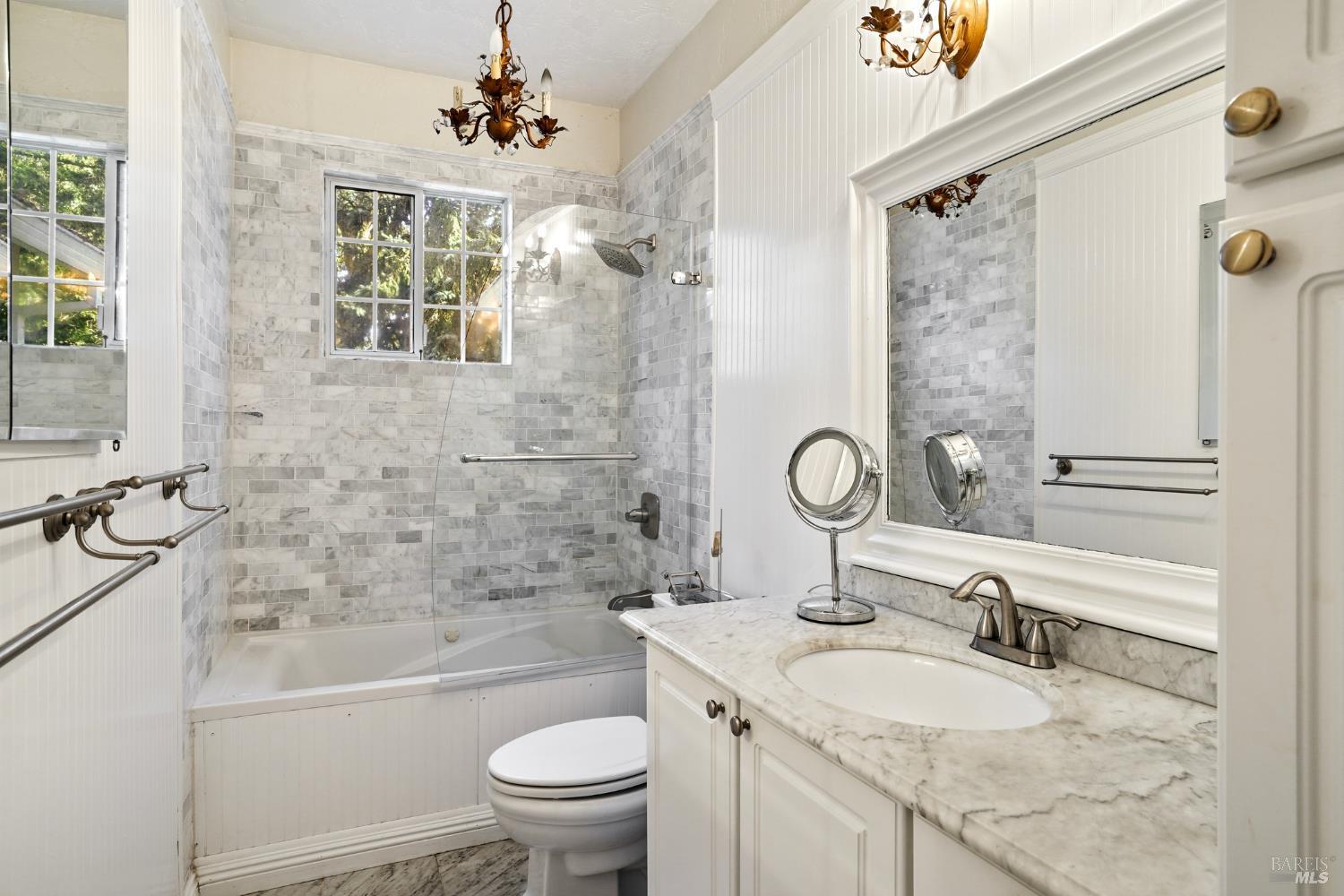 Detail Gallery Image 27 of 47 For 1846 Indian Valley Rd, Novato,  CA 94947 - 3 Beds | 2 Baths