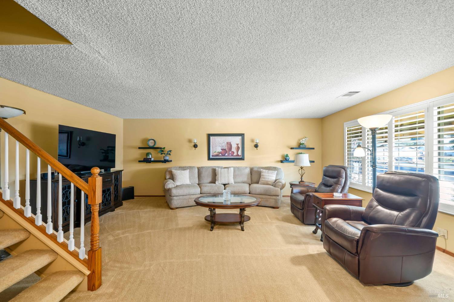 Detail Gallery Image 16 of 47 For 2222 Madrone Dr, Fairfield,  CA 94534 - 4 Beds | 3 Baths