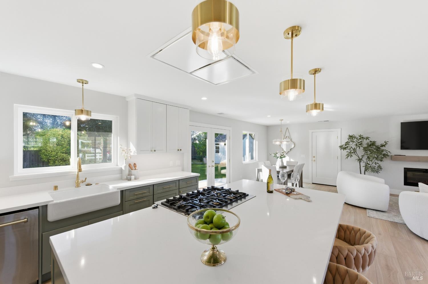 Detail Gallery Image 17 of 54 For 883 Cordilleras Dr, Sonoma,  CA 95476 - 3 Beds | 2 Baths