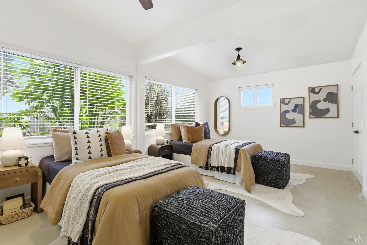 Detail Gallery Image 26 of 45 For 868 Rincon Way, San Rafael,  CA 94903 - 3 Beds | 2 Baths