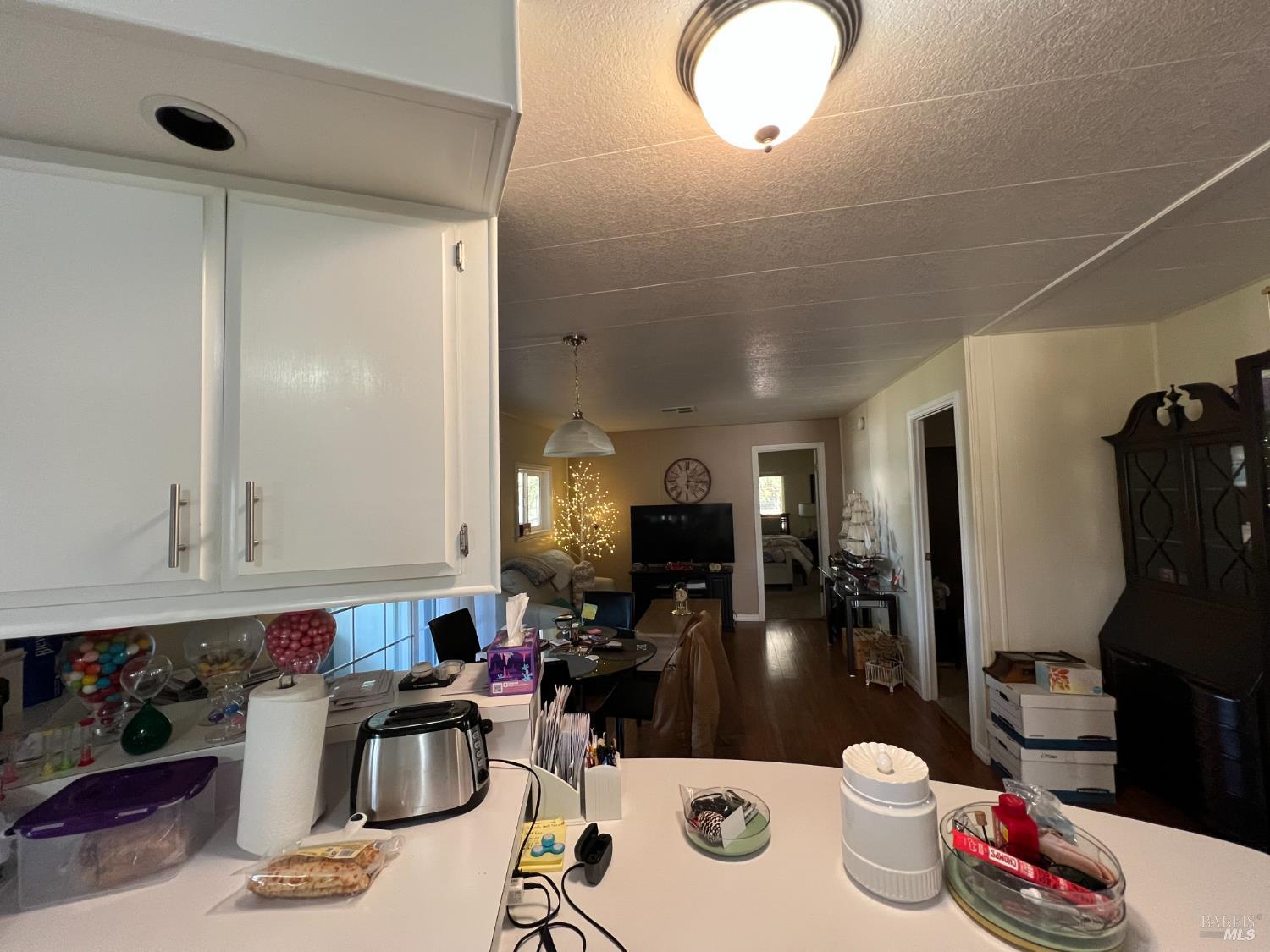 Detail Gallery Image 42 of 55 For 161 Bear Flag Rd, Sonoma,  CA 95476 - 2 Beds | 2 Baths