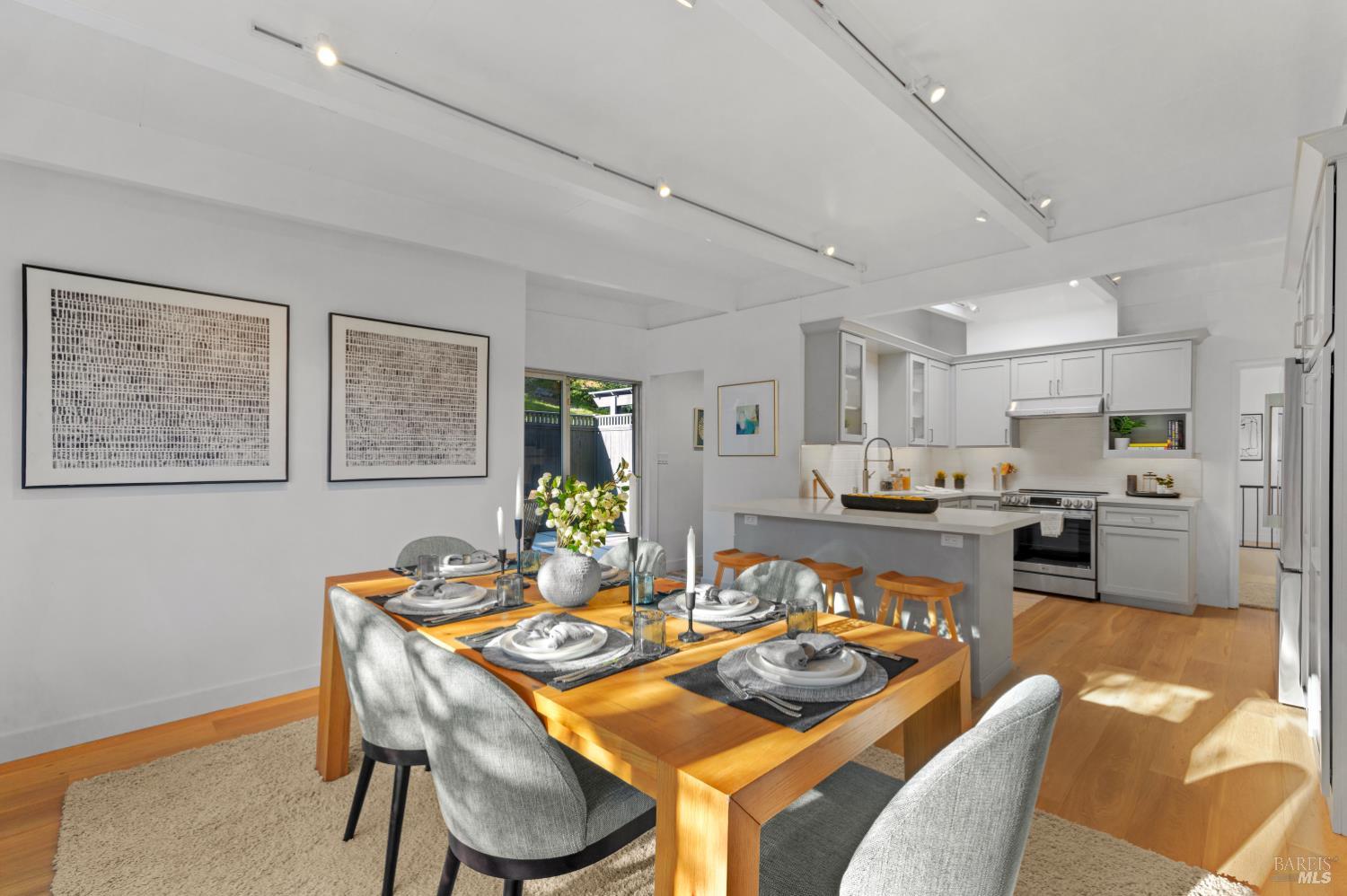 Detail Gallery Image 31 of 74 For 18 Stanton Way, Mill Valley,  CA 94941 - 3 Beds | 2/1 Baths