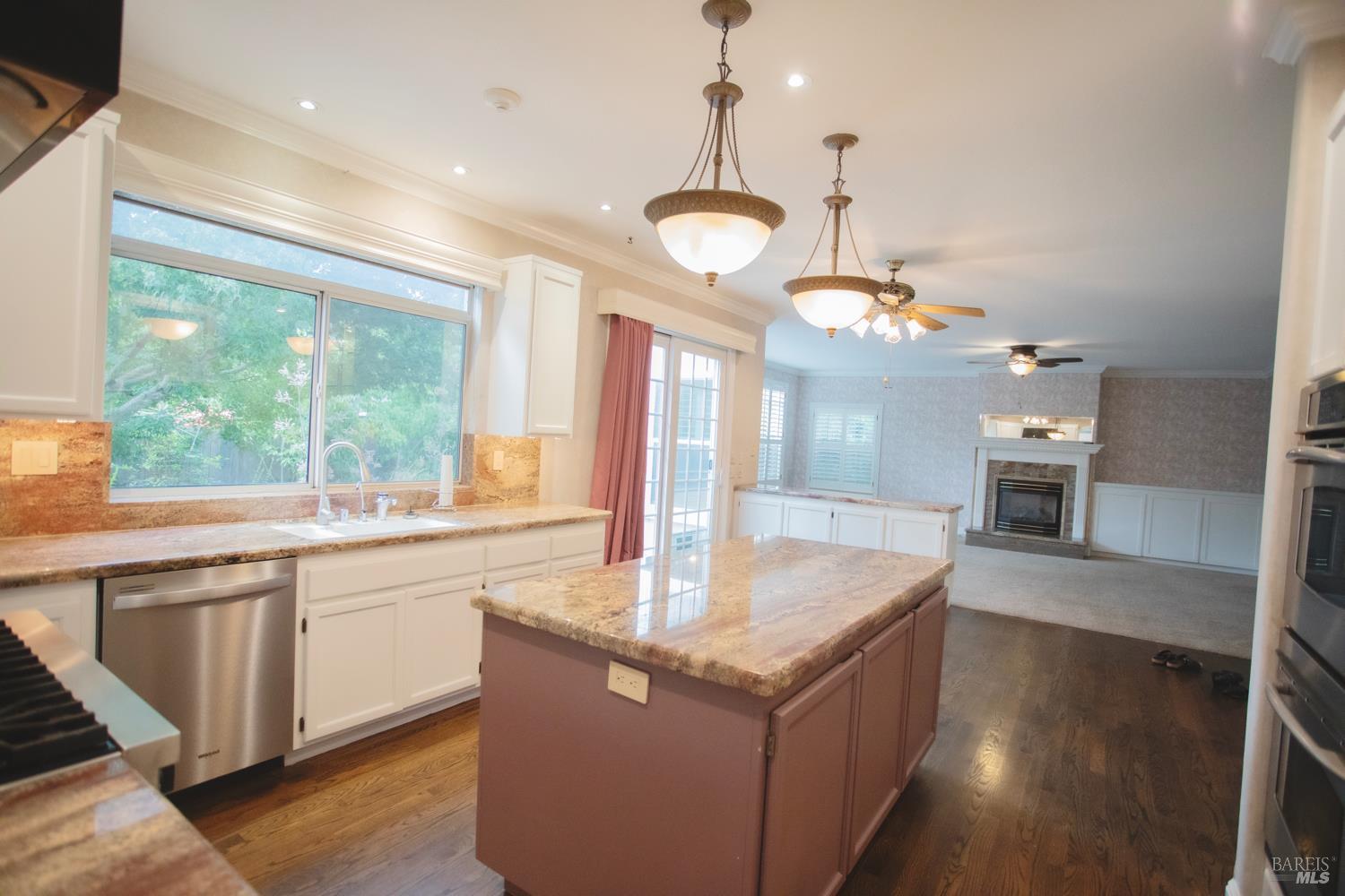 Detail Gallery Image 24 of 75 For 4604 Parktrail Ct, Santa Rosa,  CA 95405 - 4 Beds | 3 Baths